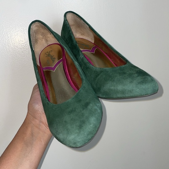 Seychelles Hunter Green Suede Pumps size 8 GUC - Picture 5 of 15